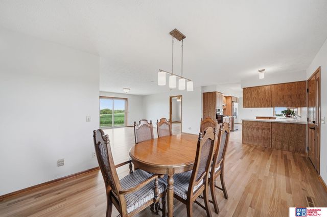1667 N 12th Road, Palmyra, NE 68418