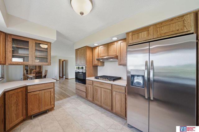 1667 N 12th Road, Palmyra, NE 68418