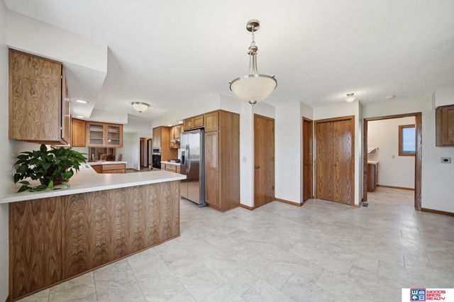 1667 N 12th Road, Palmyra, NE 68418