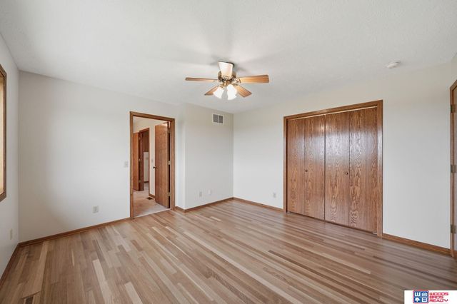 1667 N 12th Road, Palmyra, NE 68418