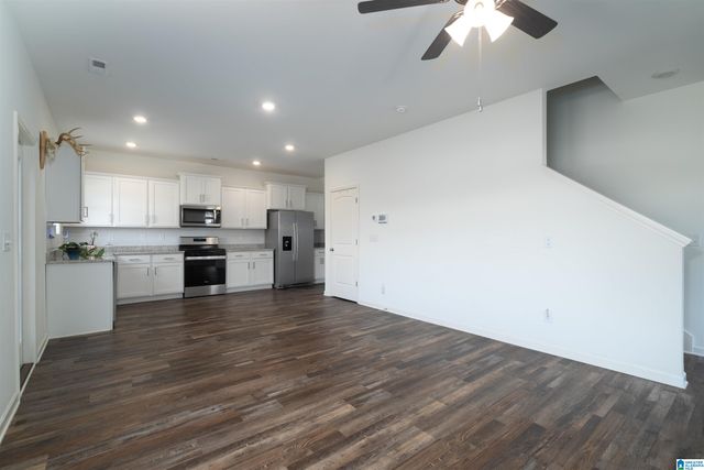 207 CHELSEA PARK CIRCLE, Chelsea, AL 35043