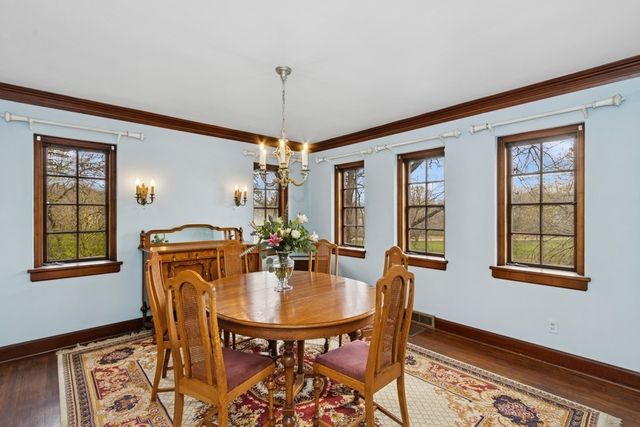 1818 N Dubuque St, Iowa City, IA 52245