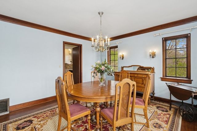 1818 N Dubuque St, Iowa City, IA 52245