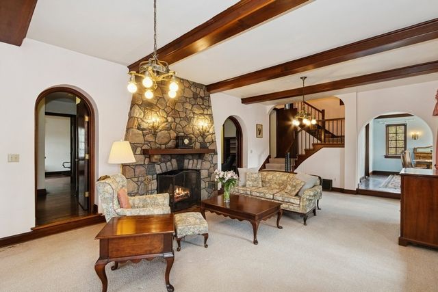 1818 N Dubuque St, Iowa City, IA 52245