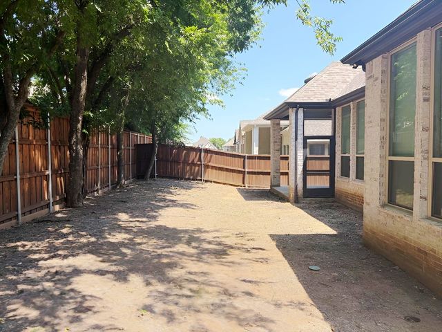 3511 Abingdon Avenue, Melissa, TX 75454