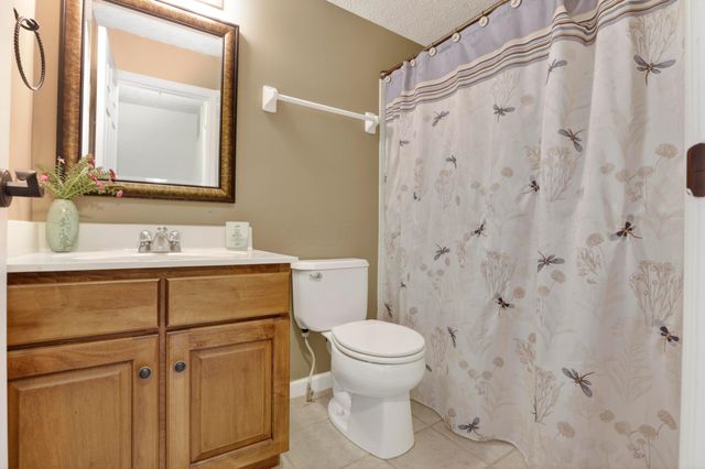 24 Bloomfield Hills Drive, South Bloomfield, OH 43103