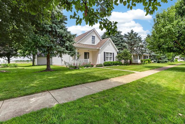 24 Bloomfield Hills Drive, South Bloomfield, OH 43103