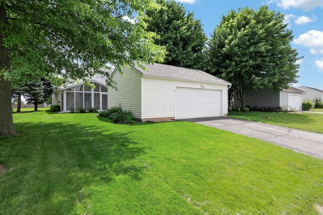 24 Bloomfield Hills Drive, South Bloomfield, OH 43103