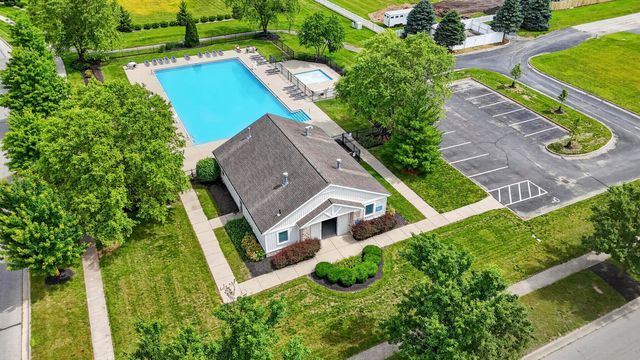 24 Bloomfield Hills Drive, South Bloomfield, OH 43103