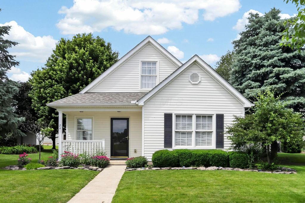 24 Bloomfield Hills Drive, South Bloomfield, OH 43103