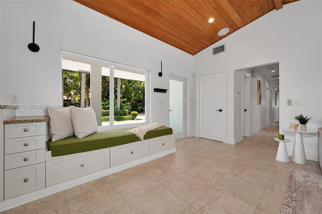 2716 NE 29th Court, Fort Lauderdale, FL 33306