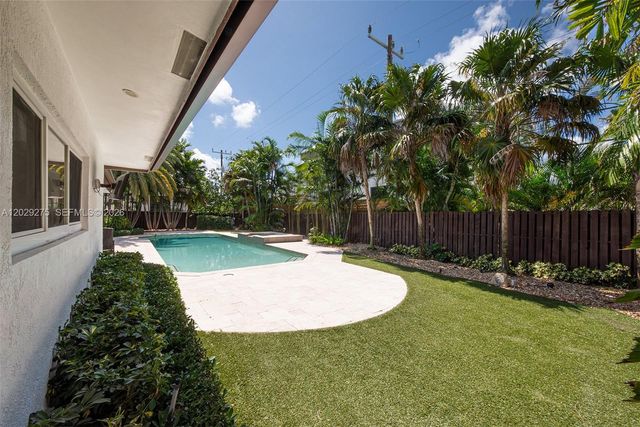 2716 NE 29th Court, Fort Lauderdale, FL 33306