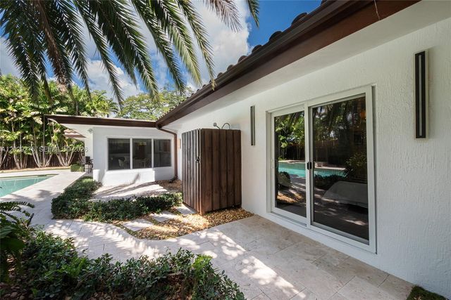 2716 NE 29th Court, Fort Lauderdale, FL 33306