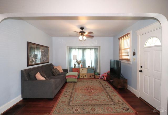 1812 Sundale Avenue, North College Hill, OH 45239