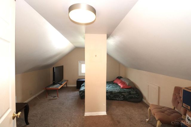 1812 Sundale Avenue, North College Hill, OH 45239