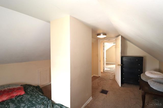 1812 Sundale Avenue, North College Hill, OH 45239