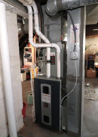 1812 Sundale Avenue, North College Hill, OH 45239