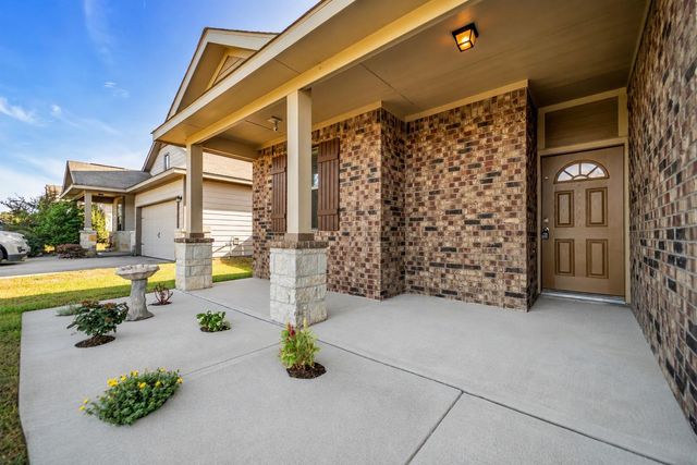 4707 Waukegan Road, Conroe, TX 77306