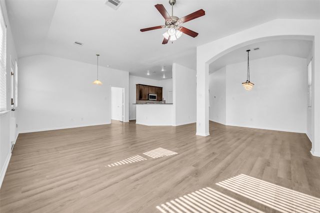 4707 Waukegan Road, Conroe, TX 77306