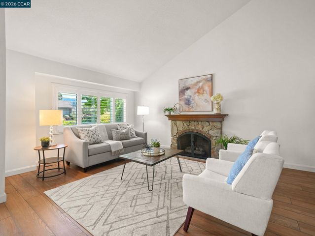 5021 Murchio Dr, Concord, CA 94521