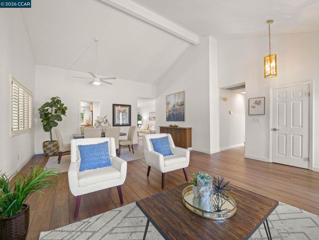 5021 Murchio Dr, Concord, CA 94521