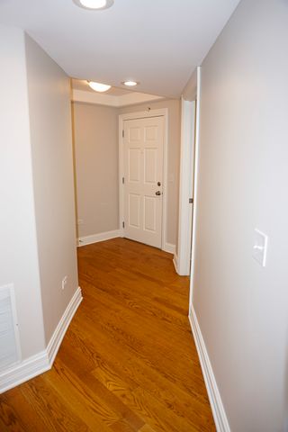 4811 N Olcott Avenue 515, Harwood Heights, IL 60706