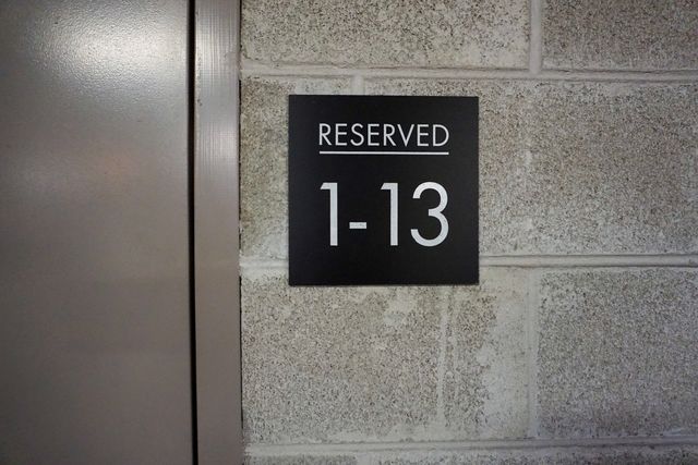 4811 N Olcott Avenue 515, Harwood Heights, IL 60706