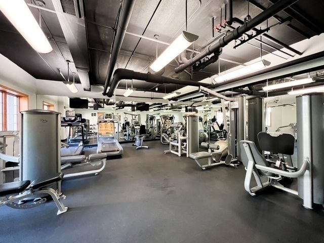 4811 N Olcott Avenue 515, Harwood Heights, IL 60706