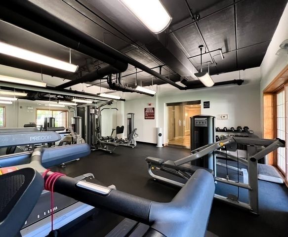 4811 N Olcott Avenue 515, Harwood Heights, IL 60706