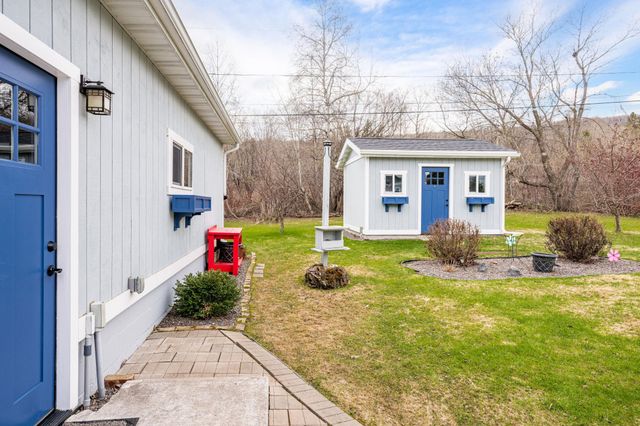 209 90th Avenue W, Duluth, MN 55808