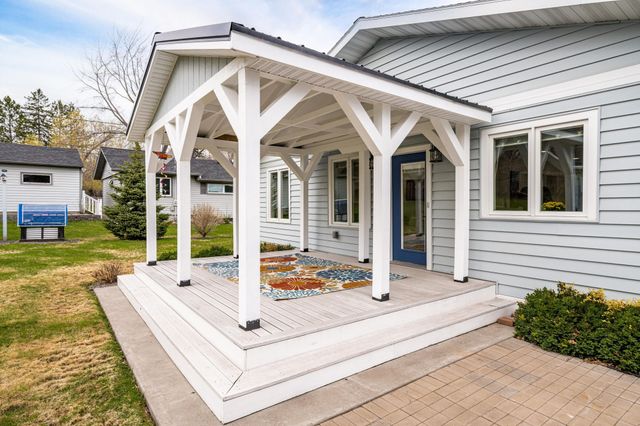 209 90th Avenue W, Duluth, MN 55808