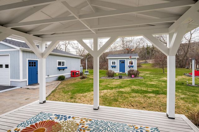 209 90th Avenue W, Duluth, MN 55808