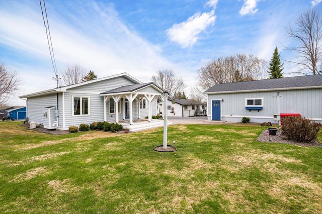 209 90th Avenue W, Duluth, MN 55808