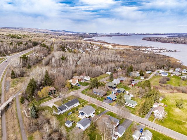 209 90th Avenue W, Duluth, MN 55808