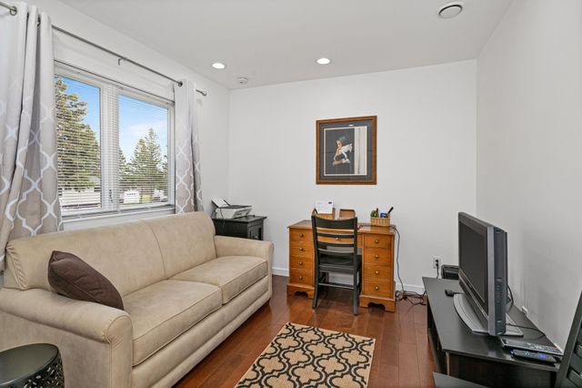 209 90th Avenue W, Duluth, MN 55808