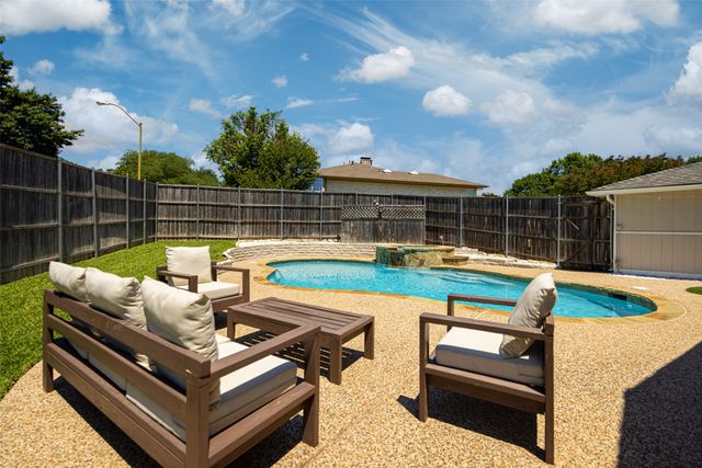 7705 Lemmonwood Drive, Dallas, TX 75231