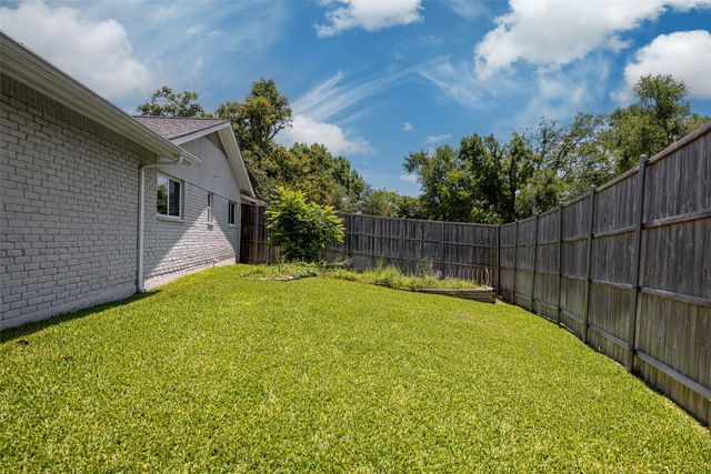 7705 Lemmonwood Drive, Dallas, TX 75231