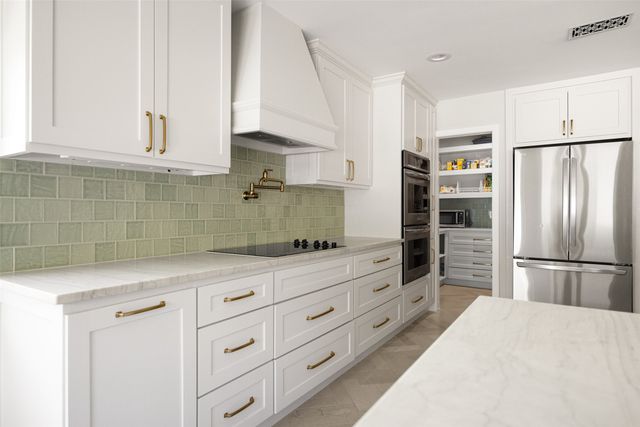 7705 Lemmonwood Drive, Dallas, TX 75231