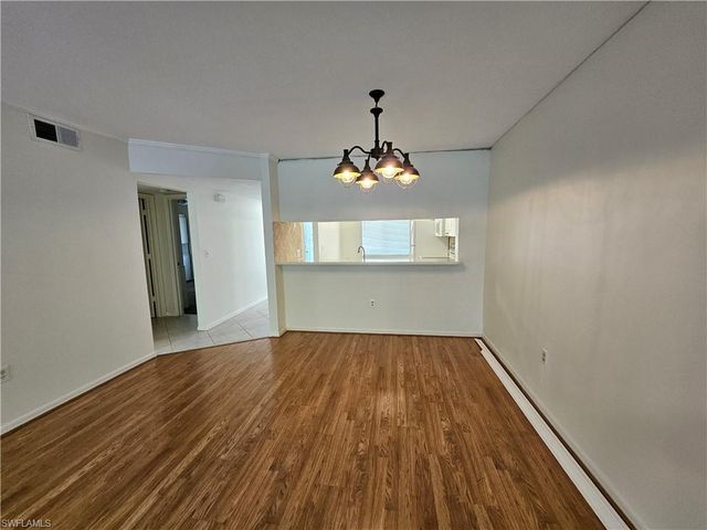 3001 Sandpiper Bay CIR B202, Naples, FL 34112