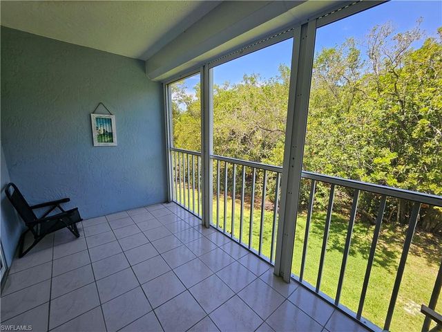 3001 Sandpiper Bay CIR B202, Naples, FL 34112