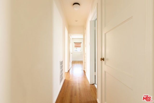 2955 Berkeley Avenue, Los Angeles, CA 90026