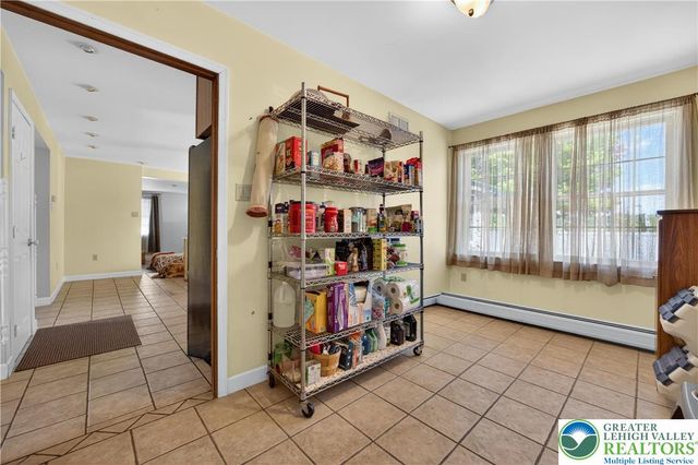 44 West 4th Street, Upper Nazareth Twp, PA 18064