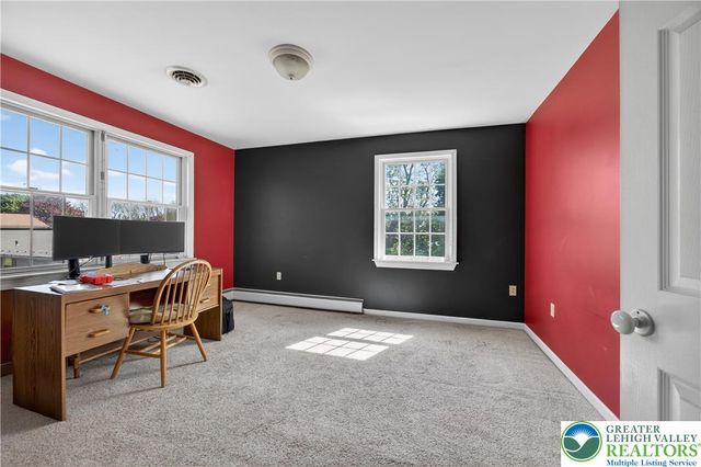44 West 4th Street, Upper Nazareth Twp, PA 18064