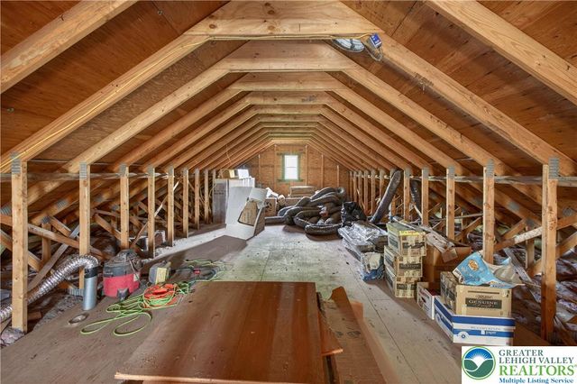 44 West 4th Street, Upper Nazareth Twp, PA 18064