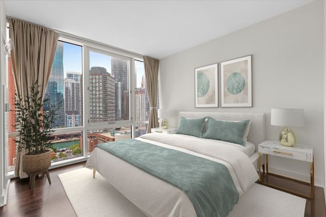 505 N MCCLURG Court 2003, Chicago, IL 60611
