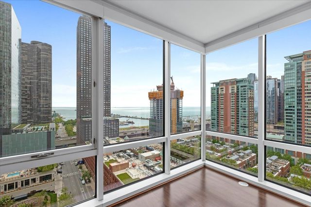 505 N MCCLURG Court 2003, Chicago, IL 60611