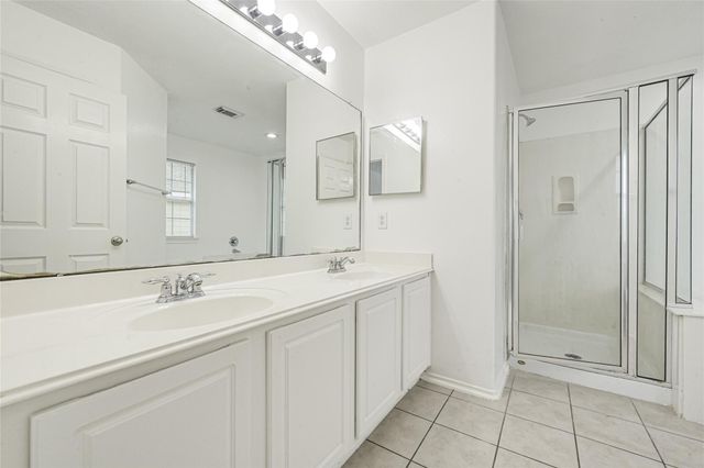 6215 Stoney Creek Drive, Pasadena, TX 77503