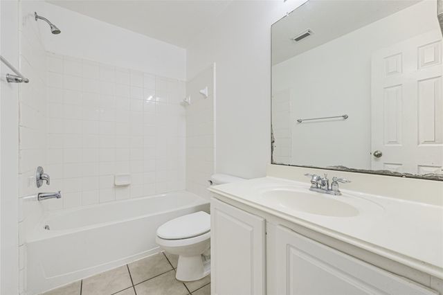 6215 Stoney Creek Drive, Pasadena, TX 77503