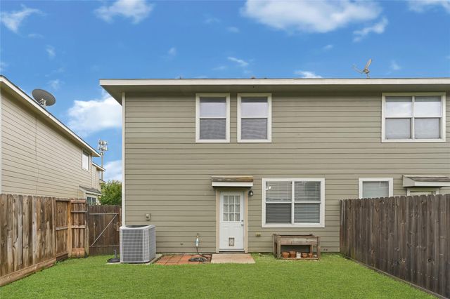 6215 Stoney Creek Drive, Pasadena, TX 77503