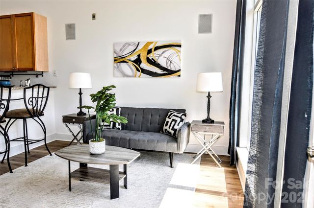 115 E Park Avenue 423, Charlotte, NC 28203